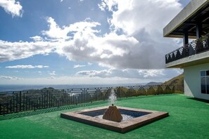 Indoor pool, outdoor pool - Horizonte Resort Hotel & Spa (Gualaca)