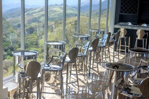 2 bars/lounges, poolside bar - Horizonte Resort Hotel & Spa (Gualaca)