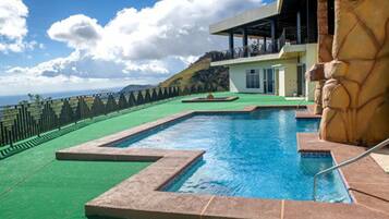 Indoor pool, outdoor pool