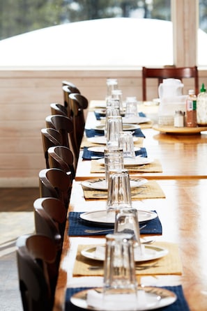 Dining - Devils Tower Lodge (Bed and Breakfast) (Devils Tower)