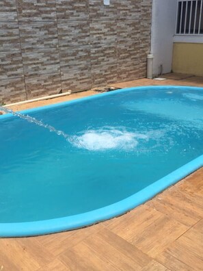 Outdoor pool - Casa com Lazer Completo (Cidade Ocidental)