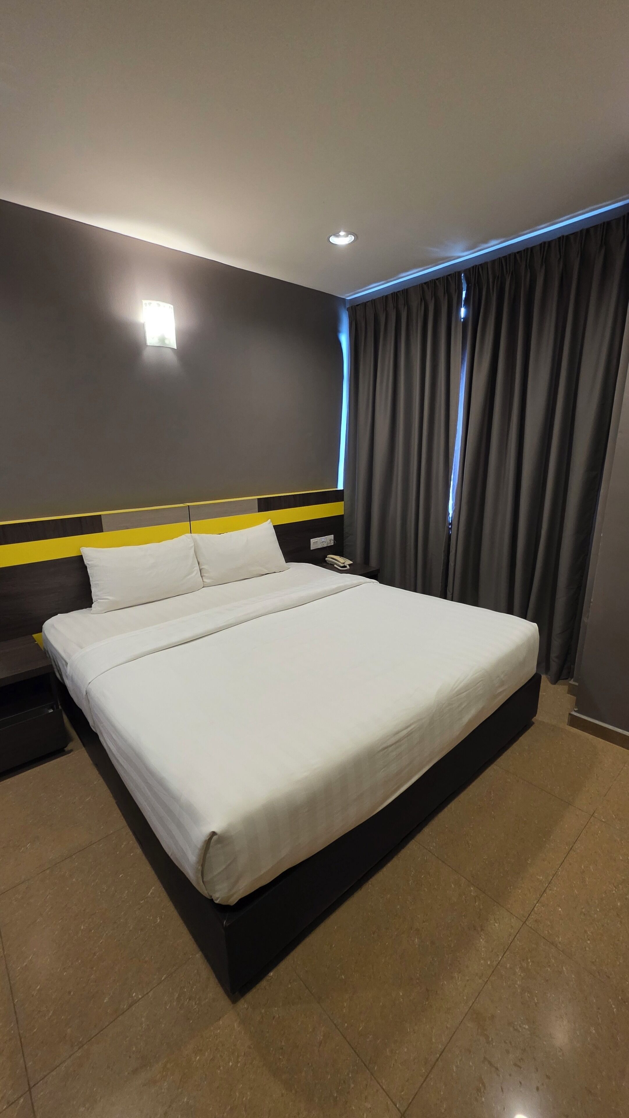 Standard Room, 1 King Bed | Desk, iron/ironing board (on request), WiFi (free), bed sheets