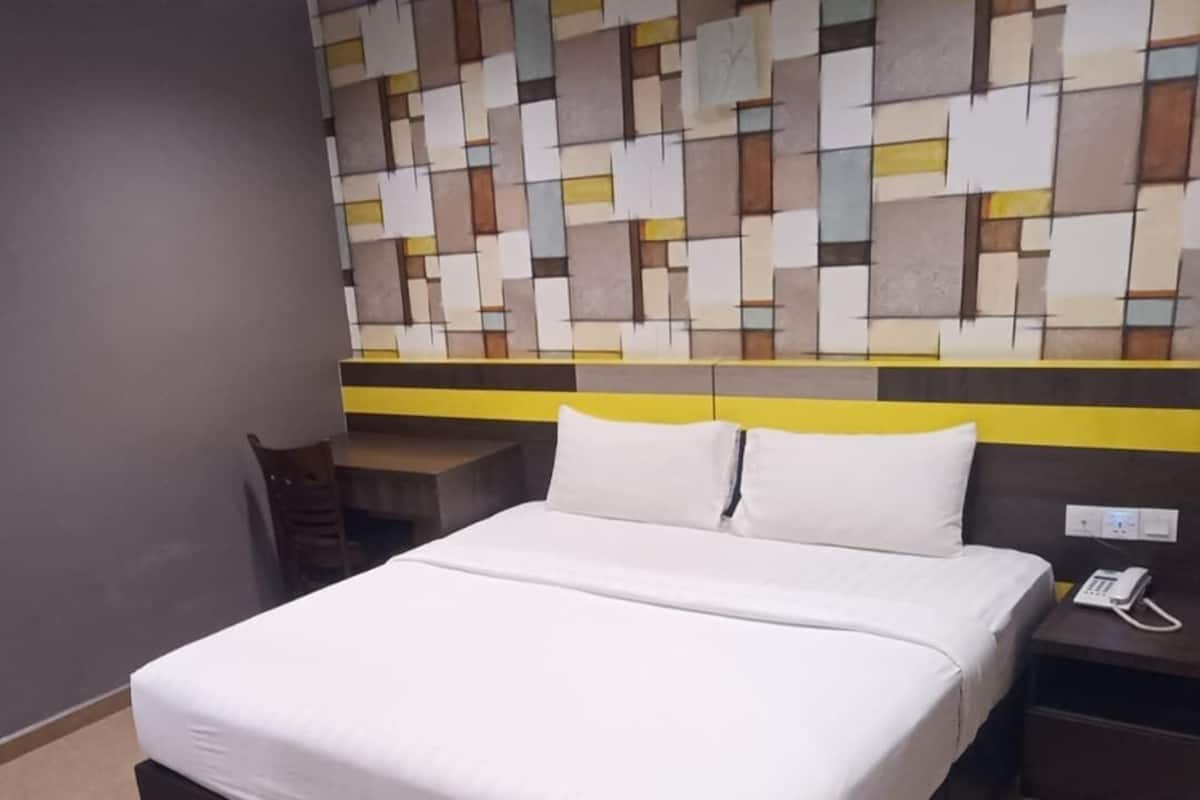 Desk, iron/ironing board, free WiFi, bed sheets