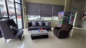 Lobby sitting area - Kampar Boutique Hotel (Kampar)