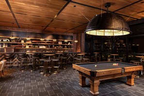 Brewpub, ocean views, open daily