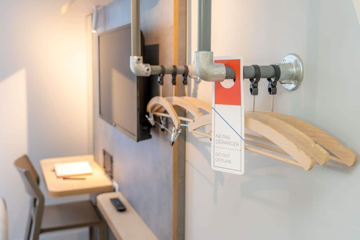 Habitación familiar, varias camas | Escritorio, espacio para trabajar con laptop y insonorización