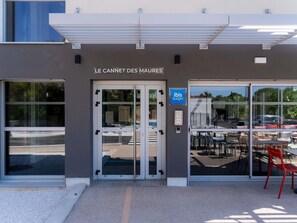 Exterior - ibis budget Le Cannet des Maures (Le Cannet-des-Maures)