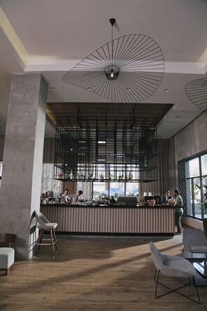 Bar (en la propiedad)