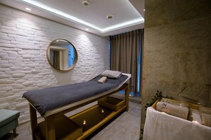 Un sauna, baño turco, baño turco/hammam, tratamientos corporales