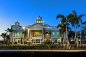 Front of property - evening/night - New House, Near Disney, Private Pool (Kissimmee)