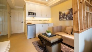 Unclassified image, 5 of 15, button - JT 20th Floor City View - Adults Only (Cebu City)