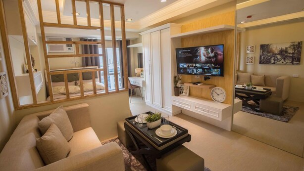 Unclassified image, 1 of 15, button - JT 20th Floor City View - Adults Only (Cebu City)