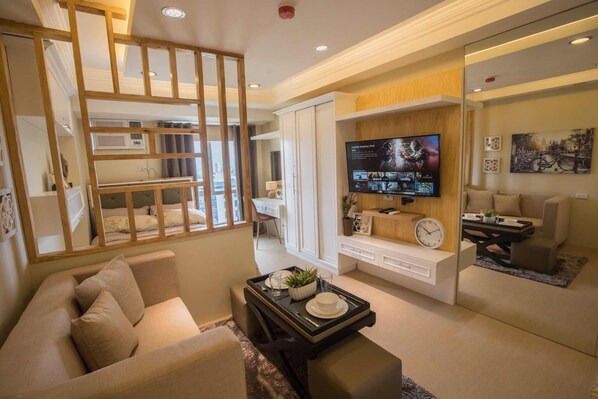 Studio | Peralatan tempat tidur premium, dihias secara berasingan