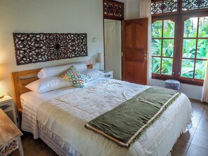 Traditional Villa, 3 Bedrooms | In-room safe, individually decorated, individually furnished, desk - Devi's Place Tejakula (Tejakula)