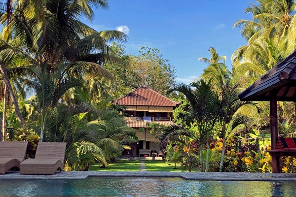 Devi's Place Tejakula - Bali