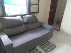 Casa familiar, varias camas, para no fumadores | Área de sala de estar | Televisión de pantalla plana 