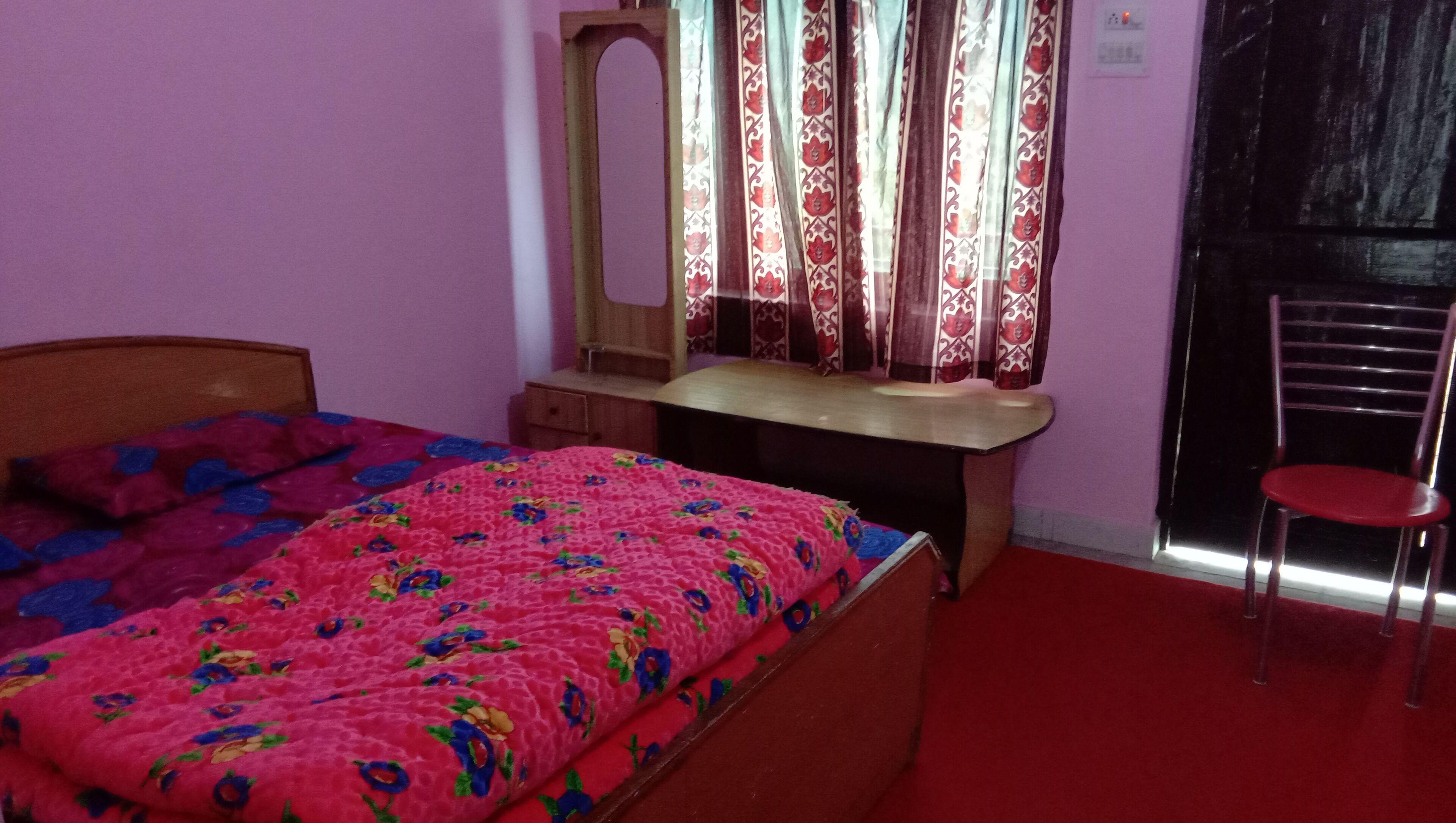 Standard Double Room, Multiple Beds, Non Smoking | Individually decorated