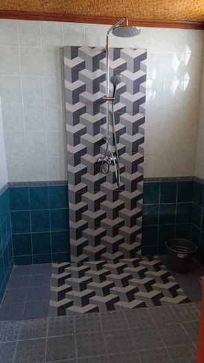 Chambre Double | Salle de bain | Douche