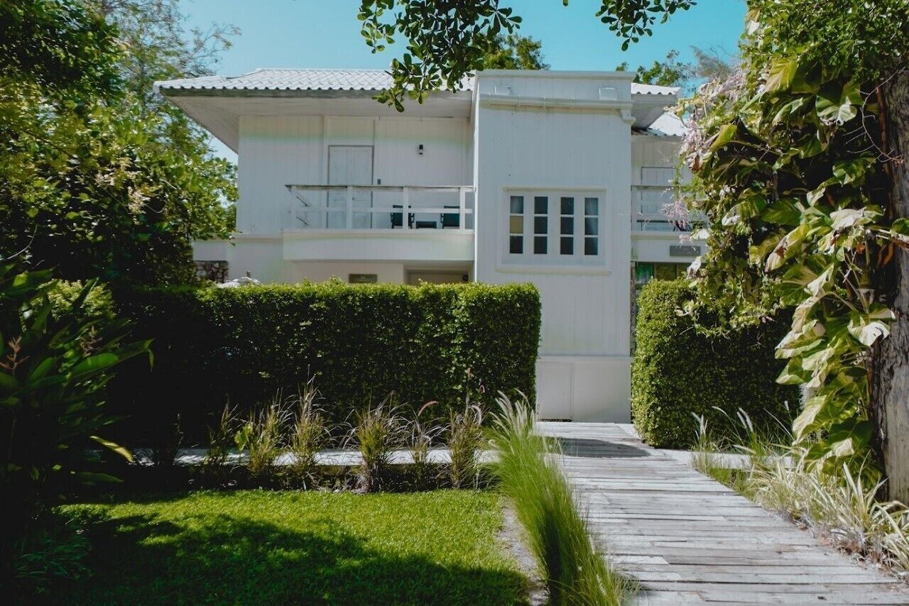 deluxe double room, 1 queen bed, terrace, garden view | 1 bedroom, minibar, in-room safe, desk