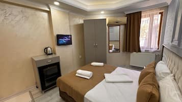 Minibar, bed sheets