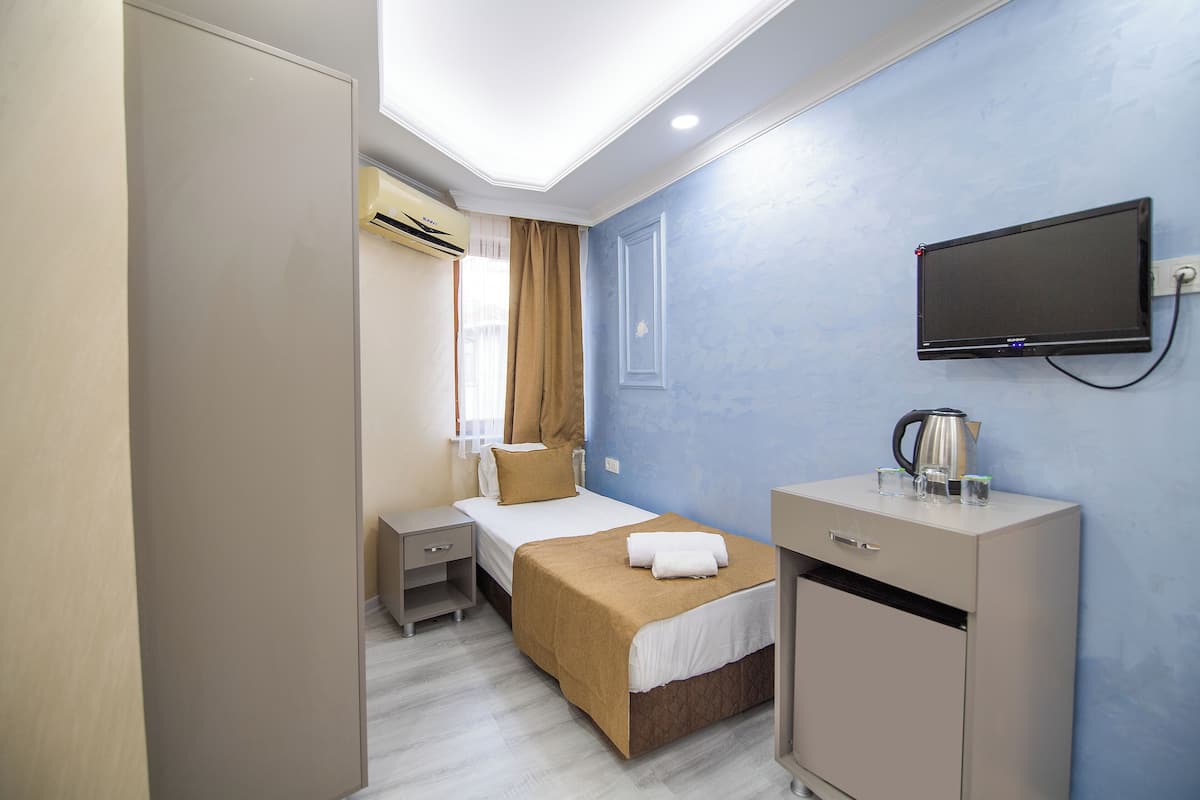 Minibar, draps fournis