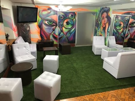 Bar (en la propiedad)