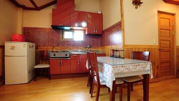 Room | In-room dining