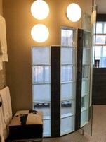 蜜月套房, 1 张特大床, 无烟房 | 高档床上用品、加厚床垫、特色装修、特色家居