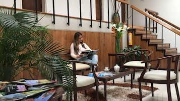 大堂休息區