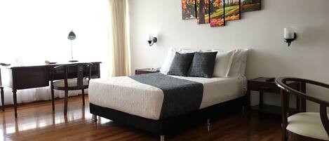 Standard Twin Room, Non Smoking | Premium bedding, down duvets, minibar, in-room safe