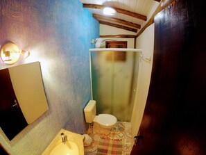 Bathroom - Chalé de Charme MANDOMAI - Suítes Cozinha Compacta e Chalé Gourmet Exclusivos (Ilhabela)