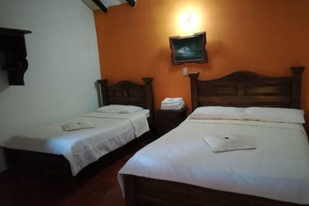 4 bedrooms, soundproofing, free cots/infant beds, bed sheets