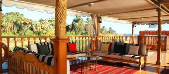 Dahabeya Queen Farida