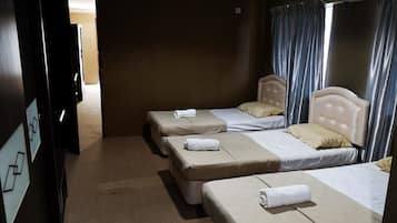 Deluxe Room, 3 Single Beds, Resort View