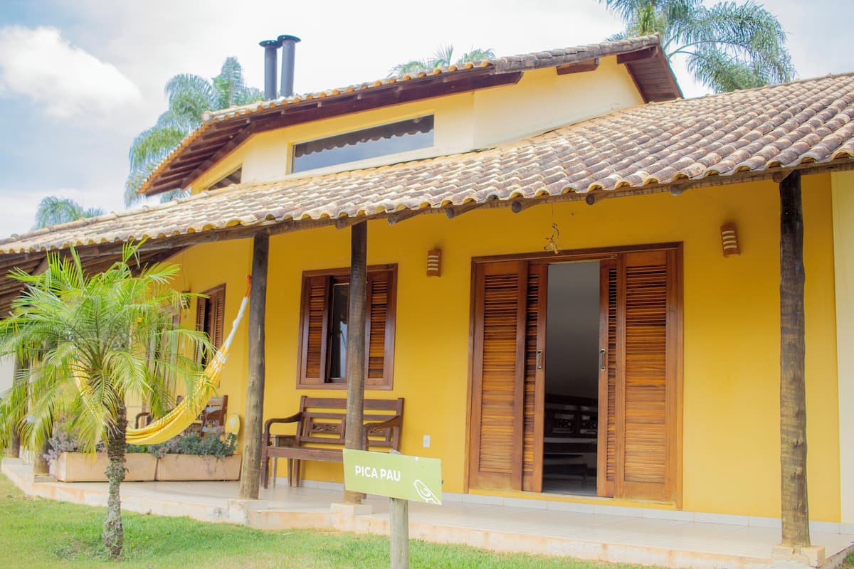 Chalet (with living room) | 1 bedroom, individually decorated, iron/ironing board, bed sheets