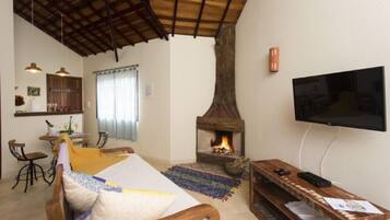 Chalet (Loft II) | Living room | Flat-screen TV