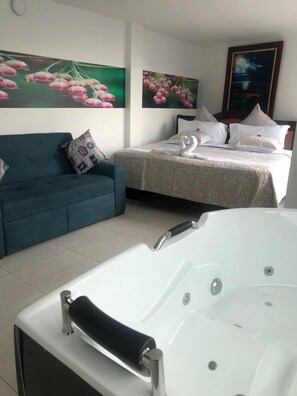 Blackout curtains, soundproofing, iron/ironing board, free WiFi - Hotel Santa Monica (Fusagasugá)