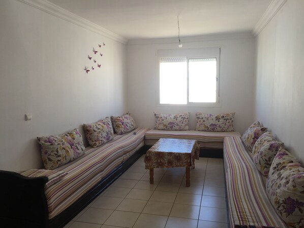 Apartment, 2 Bedrooms | 2 bedrooms, iron/ironing board