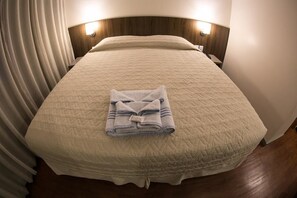 Deluxe Double Room | Minibar, in-room safe, desk, laptop workspace - Hotel Dom Rafael Premium (Santa Maria)