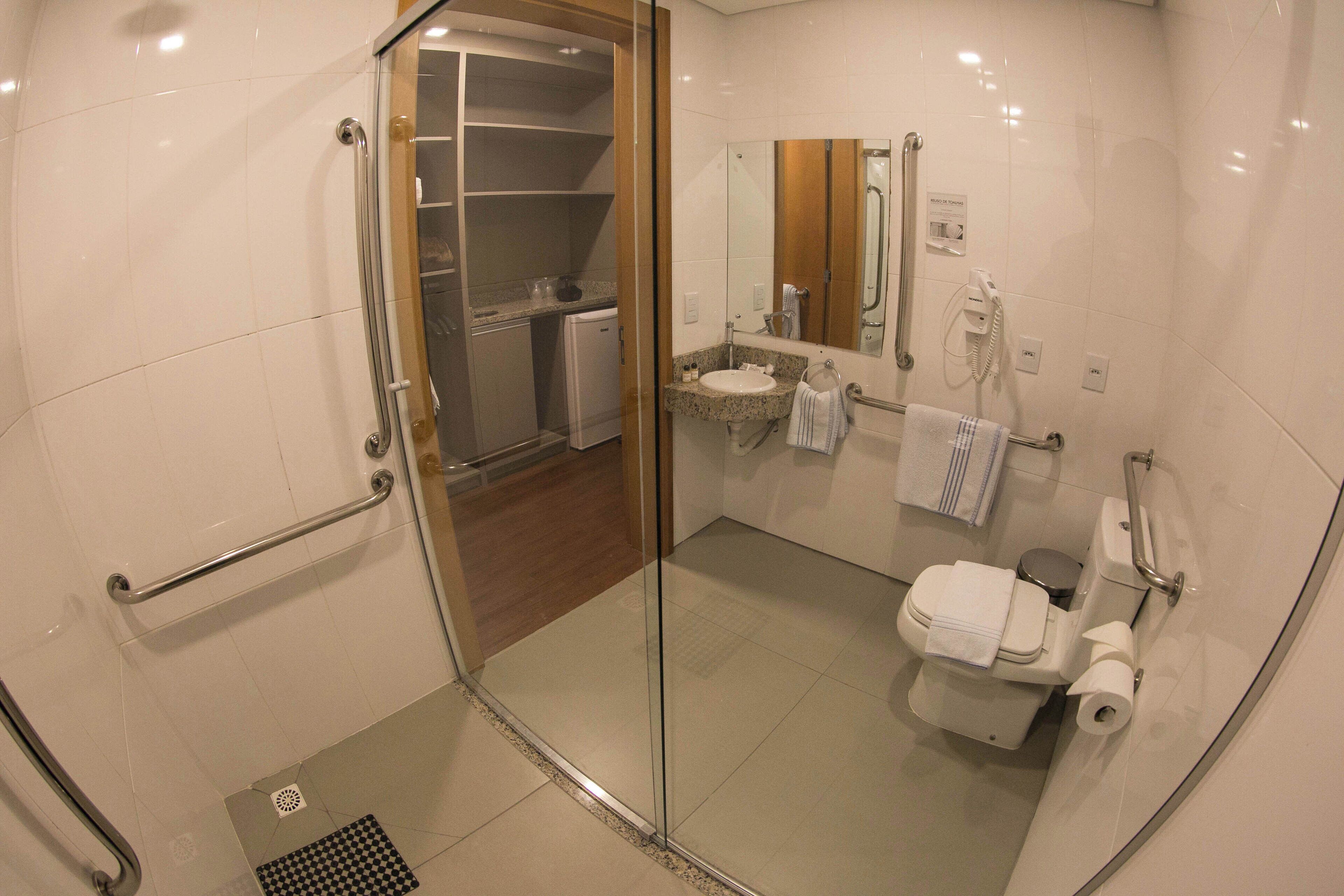 shower, free toiletries, hair dryer, bidet