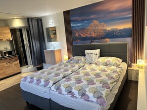 1 habitación, minibar y caja de seguridad en la habitación 