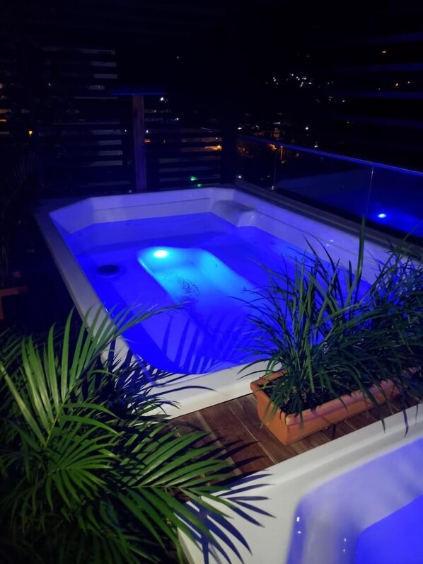 Pool - Hotel Paris (Villeta)