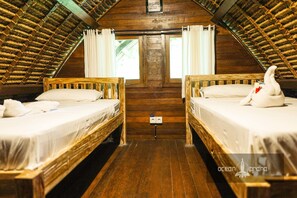 Superior 1 bed in 12  Bed Shared  Dormitory , Pool View