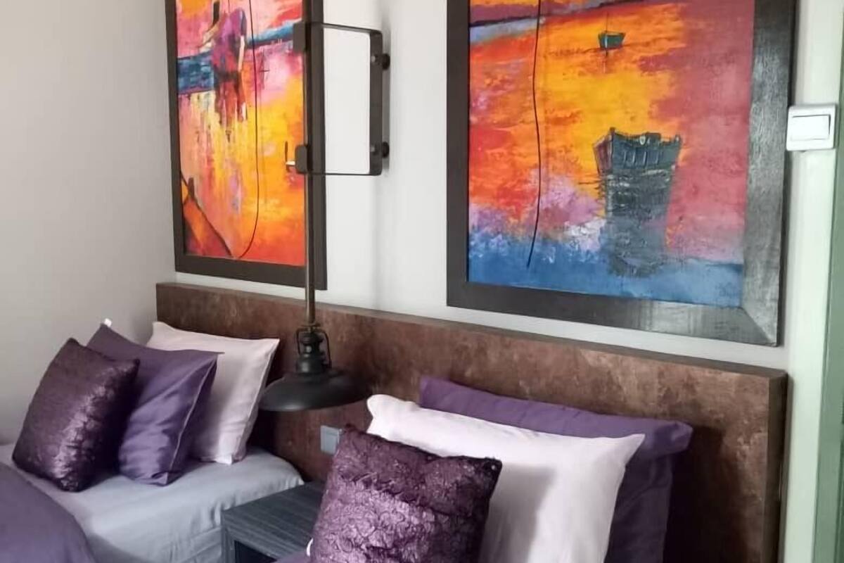 junior suite, multiple beds, non smoking | minibar, blackout curtains, soundproofing, free wifi