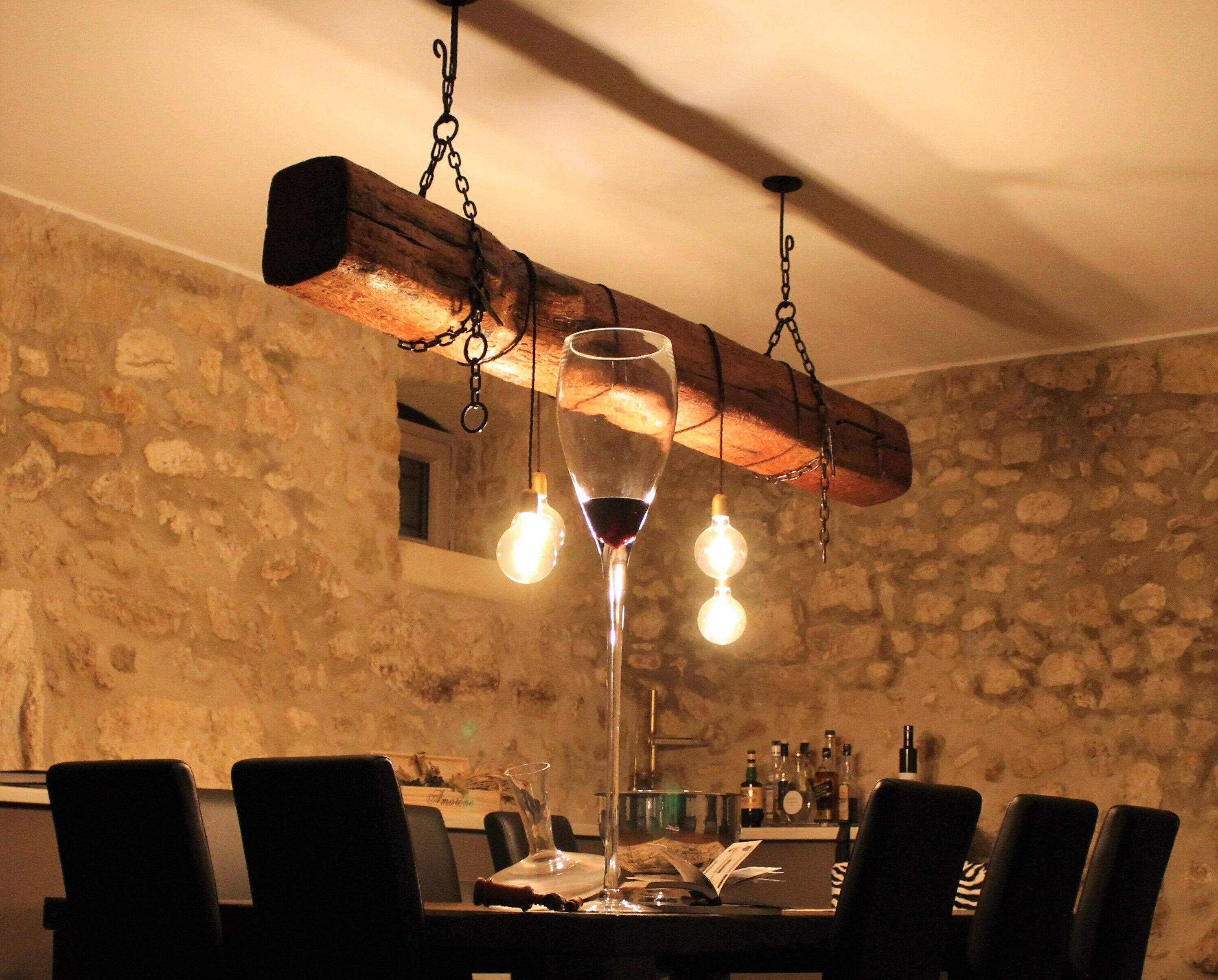 40-inch flat-screen TV with digital channels