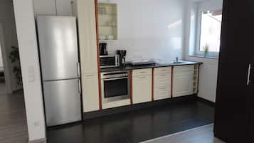 Deluxe Apartment, Multiple Beds, Terrace | Private kitchen