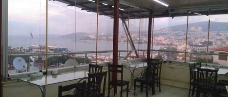 Desayuno buffet incluido todos los días