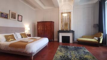 Doppia Deluxe, 1 letto queen, non fumatori | Con stile personalizzato, con arredamento individuale, tende oscuranti