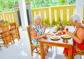 Sudah termasuk sarapan