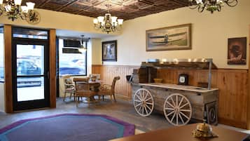 Desayuno de autoservicio incluido todos los días